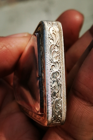 หลวงพ่อเงิน วัดบางคลาน ปี15 เนื้อผงใบลาน พิมพ์ห้าเหลี่ยม (หายาก)