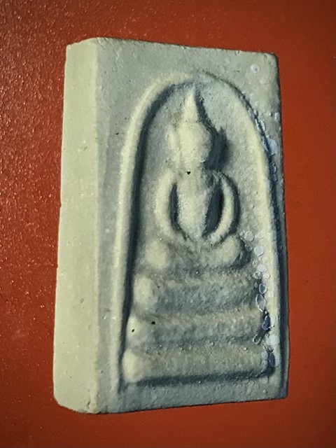 สมเด็จพุฒาจารย์ (โต พรหมรังสี) วัดใหม่อมตรส บางขุนพรหมกรุงเทพฯ เนื้อผงพิมพ์อกครุฑเศียรบาตร ปี2539