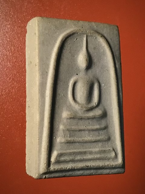 สมเด็จพุฒาจารย์ (โต พรหมรังสี) วัดใหม่อมตรส บางขุนพรหมกรุงเทพฯ เนื้อผงพิมพ์เส้นด้าย ปี2539