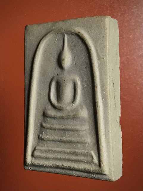 สมเด็จพุฒาจารย์ (โต พรหมรังสี) วัดใหม่อมตรส บางขุนพรหมกรุงเทพฯ เนื้อผงพิมพ์เส้นด้าย ปี2539