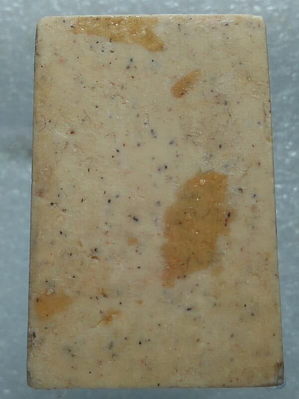 พระสมเด็จเนื้อผง(ผสมผงเก่า)สมเด็จโต ปี๓๘ + กล่อง