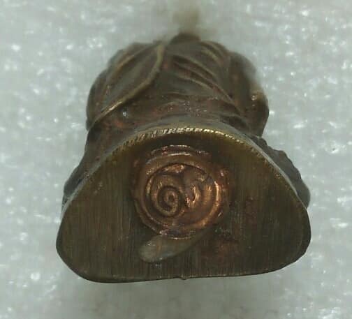 รูปหล่ออุดกริ่ง หลวงพ่อเคลือบ วัดหนองกระดี่ อุทัยธานี 