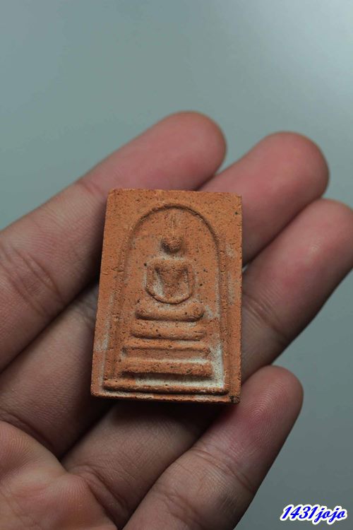 พระสมเด็จวัดพระธาตุพนม จ.นครพนม เนื้อผงผสมอิฐพระธาตุ พศ. 2518 พิธีใหญ่ อาจารย์ฝั้นร่วมปลุกเสก