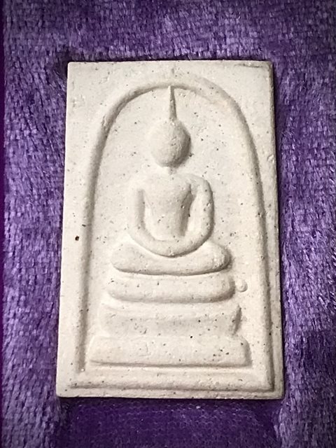 สมเด็จพิมพ์ใหญ่ เกศทะลุซุ้ม วัดระฆังโฆสิตาราม รุ่นเสาร์ห้า23มีนาคม2539 สวยพร้อมกล่องเดิม