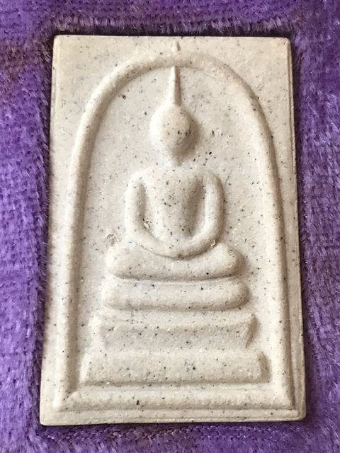 สมเด็จพิมพ์ใหญ่ เกศทะลุซุ้ม วัดระฆังโฆสิตาราม รุ่นเสาร์ห้า27มีนาคม2536 สวยพร้อมกล่องเดิม