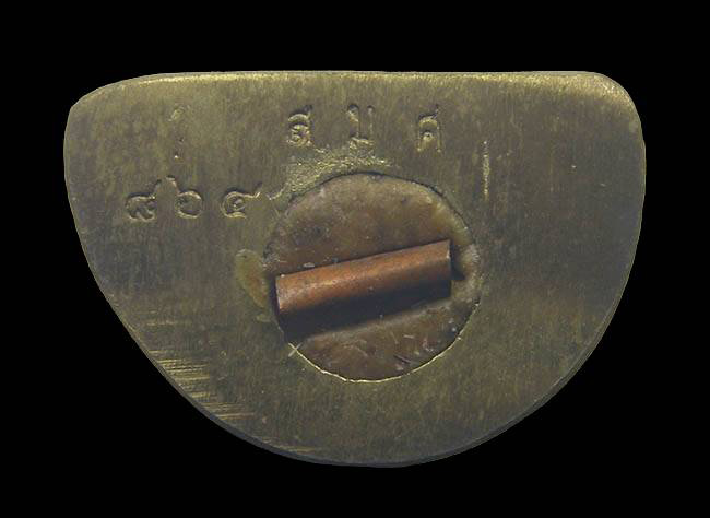 รูปหล่อหลวงพ่อเงิน รุ่นเลื่อนสมณศักดิ์ หลวงปู่แขก วัดสุนทรประดิษฐ์ พิษณุโลก  ปี 2553