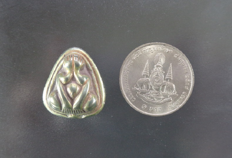 พระปิดตา เนื้อเมฆสิทธิ์ สวยครับ