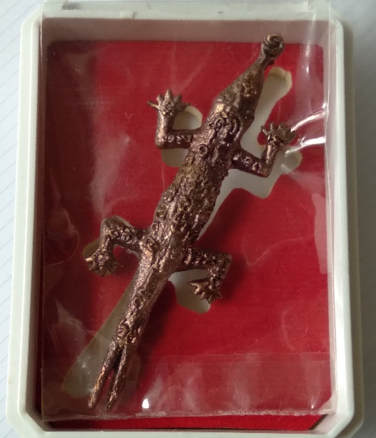 จิ้งจกนำโชค วัดไร่แตงทอง สร้างปี2553