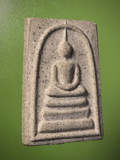 สมเด็จพิมพ์ใหญ่ เกศทะลุซุ้ม วัดระฆังโฆสิตาราม รุ่นเสาร์ห้า27มีนาคม2536 องค์ที่4