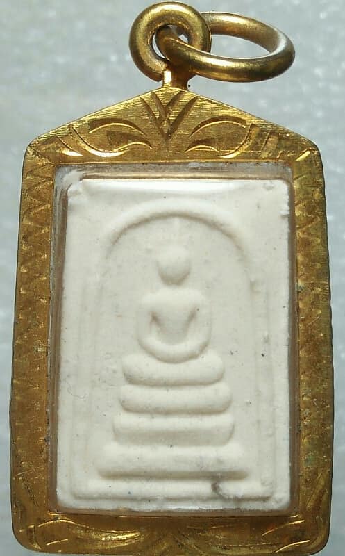 พระสมเด็จคะแนนหลังยันต์ห้า เลี่ยมไมค่อน ไม่ทราบวัด