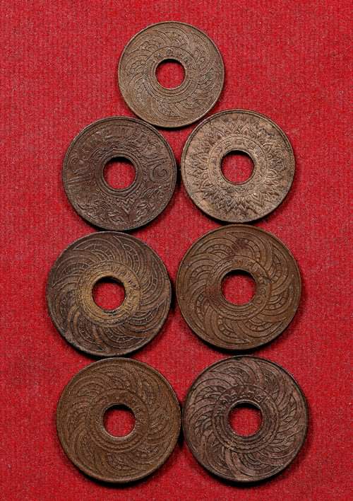 เหรียญสตางค์รู เนื้อทองแดง พร้อมกัน7เหรียญ