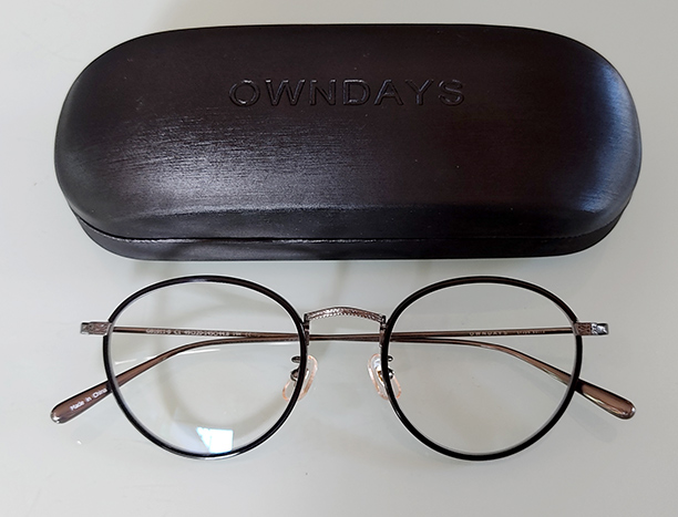 แว่นไททาเนียม owndays ของแท้ ใหม่เอี่ยม รุ่น Graph Belle ราคา 4,490 บาท เอามาขายถูกๆไปครับ