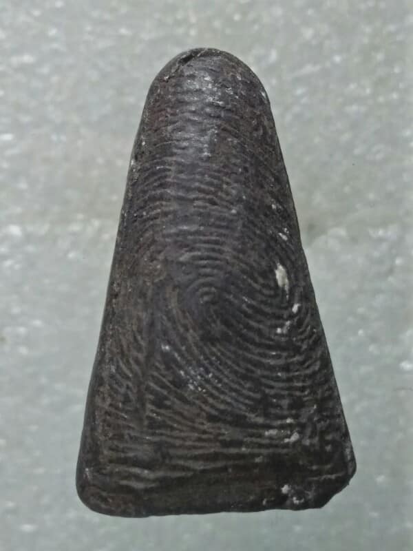 พระผง พิมพ์ผงสุพรรณ หลังลายนิ้วมือ