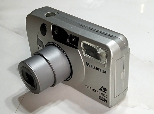 กล้องฟิลม์ FUJI EPION 310Z ขายถูกๆ แบ่งปันกันไปครับ