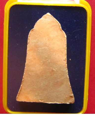 พระพุทธรูปเชียงแสน สี่แผ่นดินเนื้อผง เฉลิมพระเกียรติ 72 พรรษา พระบรมนาถราชินี ปี2547