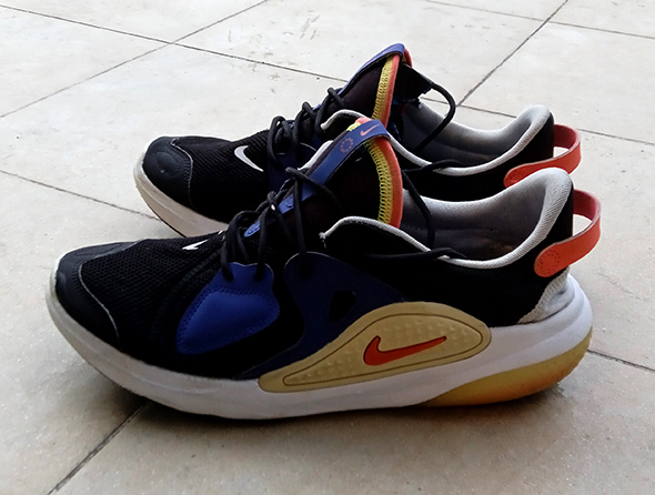 รองเท้า NIKE JOYRIDE ของแท้ เบอร์42 สวยมาก 26.5ซม
