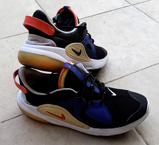 รองเท้า NIKE JOYRIDE ของแท้ เบอร์42 สวยมาก 26.5ซม