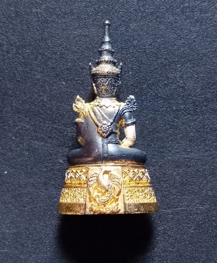 พระแก้วมรกต กรมสรรพสามิต เนื้อเงิน 3 กษัตริย์ เคาะเดียว