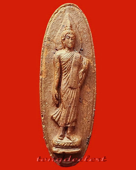 พระลีลา 25 พุทธศตวรรษ เนื้อแร่ จมูกโด่ง หายาก สวยมากค่ะ