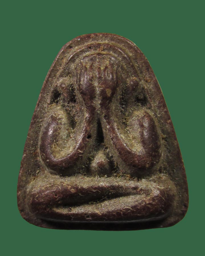 พระปิดตาหลังยันต์อุ วัดบ่อวิน จ.ระยอง ( หลวงปู่ทิม วัดละหารไร่ ปลุกเสก )