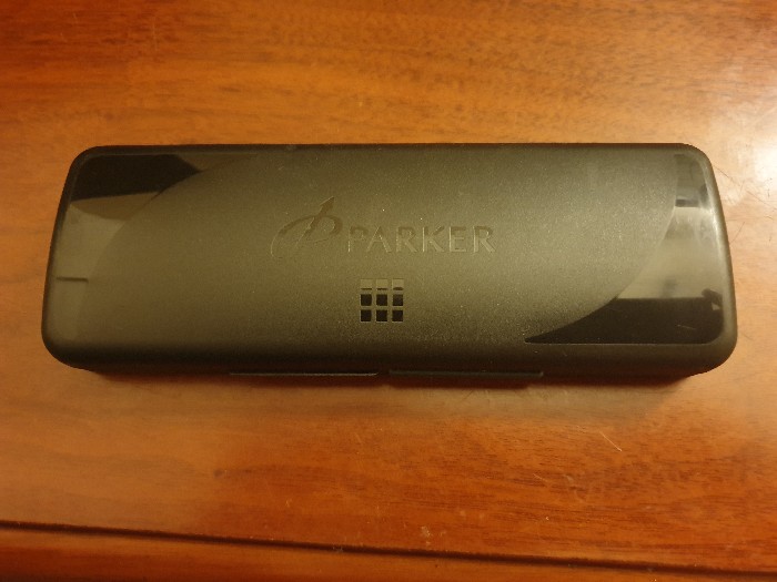 ปากกาลูกลื่น PARKER สีทอง แบบกด 