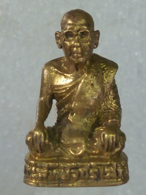 รูปหล่อพระสิทธิวชิรโสภณ วัดบรมธาตุ กำแพงเพชร