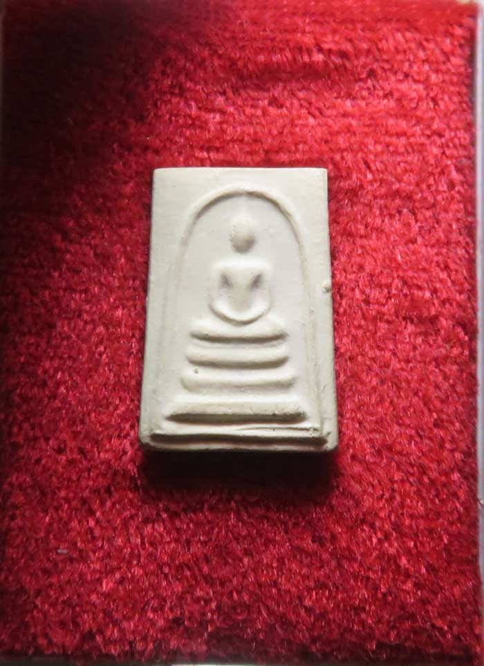 เคาะเดียวแดง พระสมเด็จบางขุนพรหม พิมพ์คะแนน หลังตรายาง วัดใหม่อมตรส ปี 2539 พระหนาดีครับ