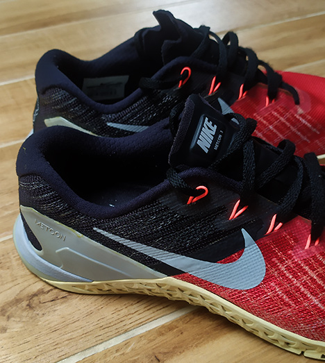 รองเท้า NIKE METCON สีสวยมาก ของแท้