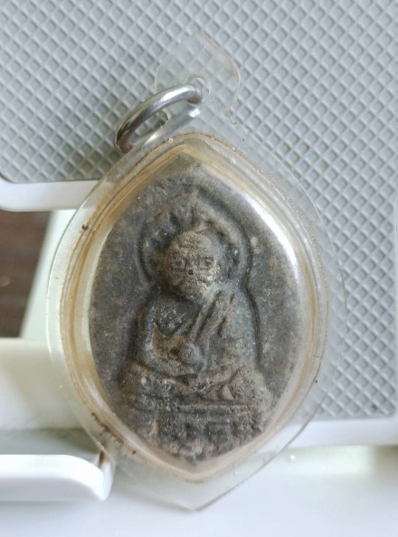 หลวงปู่ทวด วัดพะโค๊ะ เนื้อว่าน พิมพ์กรรมการเล็ก รุ่นแรก ปี พ.ศ. 2506