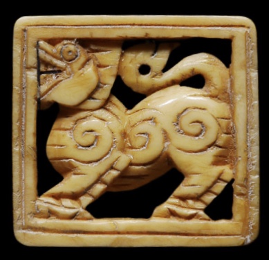 สิงห์สามขวัญงาแกะ พิมพิ์กรอบกระจก หลวงพ่อเดิม พร้อมบัตรรับรองสองสถาบันครับ