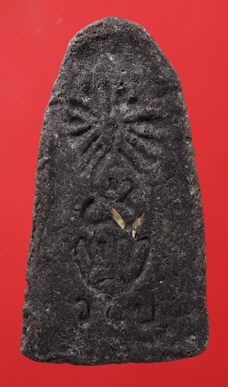 ลพ.ทวด เนื้อว่านปี06 แม่ชีบุญเรือนอธิฐานจิต พบน้อยแล้วครับ