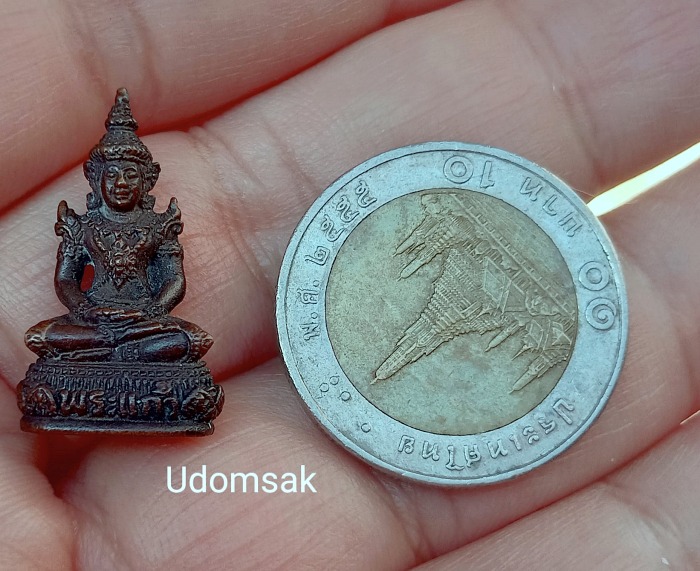 พระแก้ว วัดกิ่งแก้ว เนื้อโลหะผสม อุดกริ่ง หล่อหลอมหลายชนิด จ.สมุทรปราการ