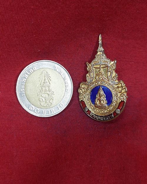เข็มกลัดพระพุทธชินราช กะไหล่ทองลงยา งานประจำปี 2537