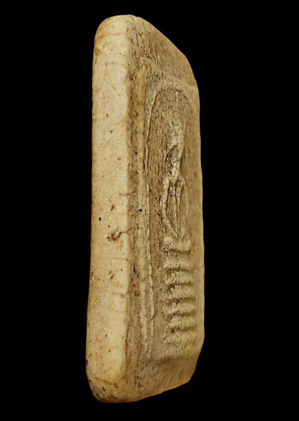 พระสมเด็จเกษไชโย พิมพ์นิยม 6 ชั้น อกตลอด วัดไชโยวรวิหาร