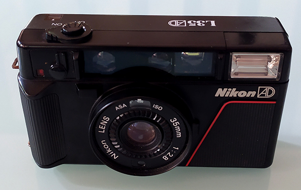กล้อง NIKON L35AD สวยๆหายากแล้ว บอดี้ทรงคลาสสิค สวย มีเอกลักษณ์ ดูดีมาก