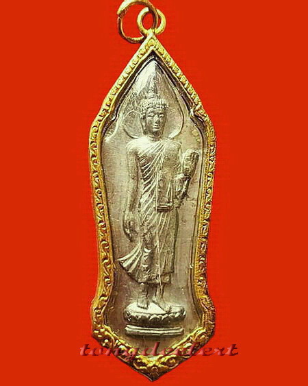 พระลีลา 25 พุทธศตวรรษ เนื้อชิน เลี่ยมเดิมตราธรรมจักร บล็อคพระศกจุด สวยมากค่ะ