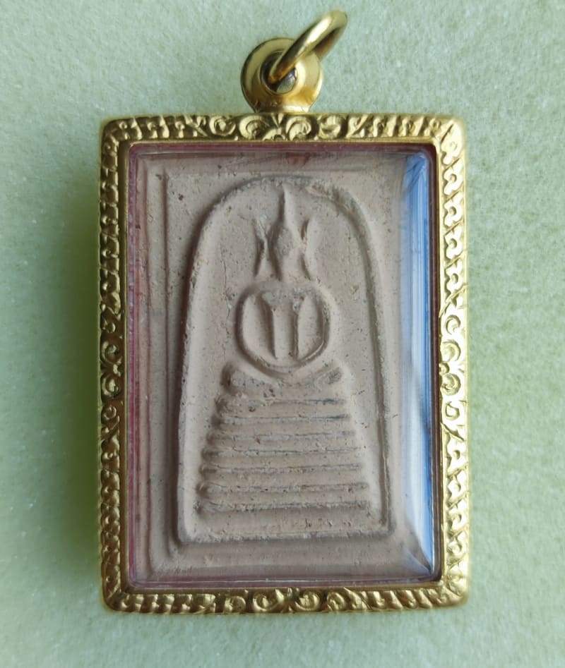 สมเด็จวัดเกษไชโย ปี 2521 (ลป.โต๊ะ วัดประดู่ฯ/ลป.สิม/ลพ.สุด/ลพ.จรัล ฯลฯ ปลุกเสก)