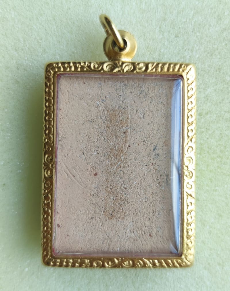 สมเด็จวัดเกษไชโย ปี 2521 (ลป.โต๊ะ วัดประดู่ฯ/ลป.สิม/ลพ.สุด/ลพ.จรัล ฯลฯ ปลุกเสก)