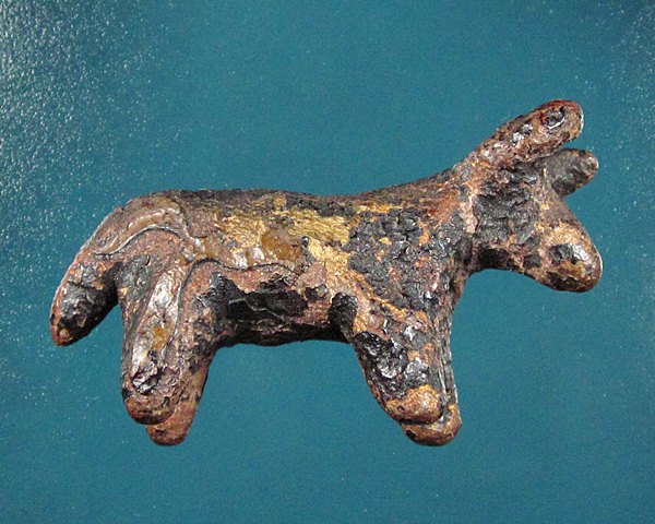 วัวธนูหลวงพ่อน้อย วัดศรีษะทอง นครปฐม ยุคปลาย ครั่งพุดซา ยาว4ซ.ม.