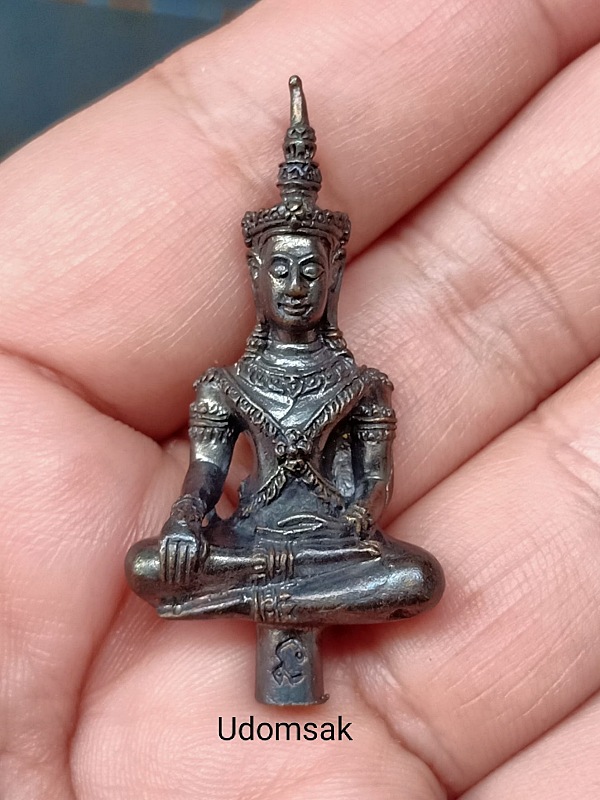พระยอดธงทรงเครื่อง รุ่นบุญมีทรัพย์ พระครูสังฆรักษ์บุญมี ยติโก สำนักวิปัสสนาพุทธภาวนา นนทนุรี