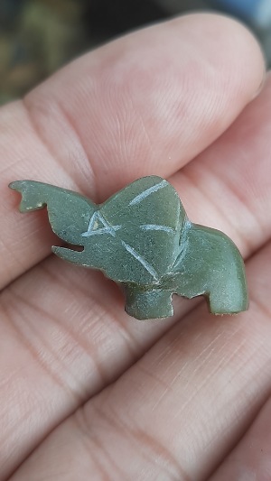 ช้างหยกแกะ