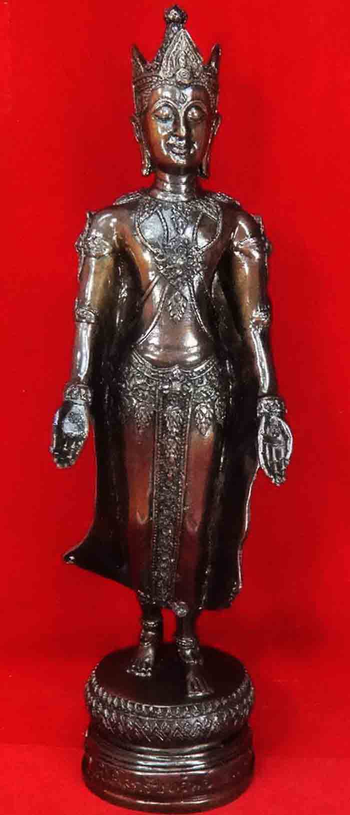 พระบูชา พระปางเปิดโลก รุ่นเปิดโลกรับทรัพย์