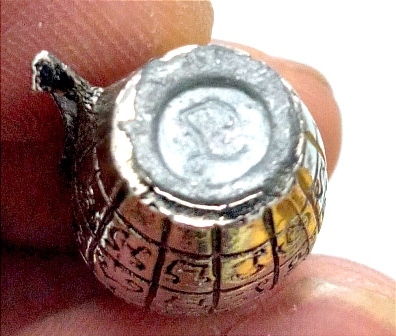 ตะกรุดลูกระเบิด เปิดขุมทรัพย์ 