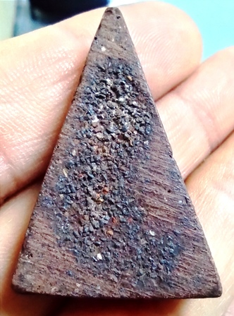 พระนางพญาเเร่เหล๋กน้ำพี้