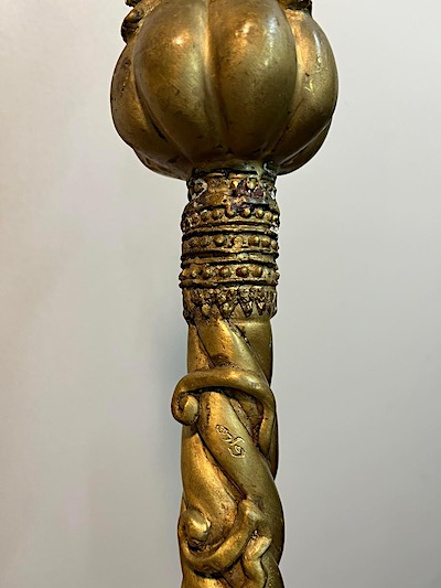 กระบองท้าวเวสสุวรรณ พิมพ์หน้าเทพขนาดบูชา พร้อมกล่องไม้