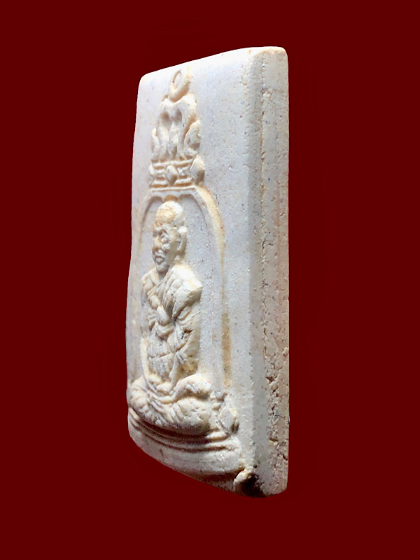 รูปเหมือน 100 ปี พิมพ์หน้ายิ้ม เคาะเดียว