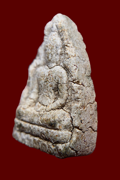 พระเนื้อผงไม่ทราบที่ เก่าแตกราน ตามธรรมชาติ เคาะเดียว