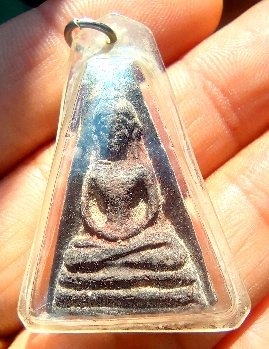 พระผงสุพรรณรุ่นจงอางศึก