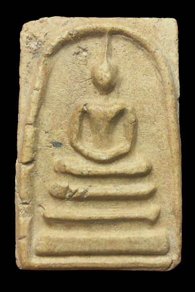 #พระสมเด็จพิมพ์ 3 ชั้น เนื้อผง พระเก่าเนื้อแกร่งตามอายุ สวยสมบูรณ์ ถ่ายรูปจากองค์จริงตามภาพ