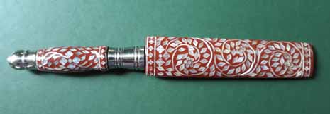 มีดหมอที่ระลึกในงานผูกพัทธสีมาปิดทองฝังลูกนิมิต วัดหนองปลาไหล ต.ท่าดินดำ อ.ชัยบาดาล จ.ลพบุรี